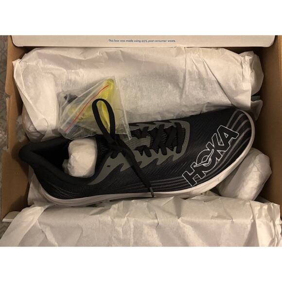 HOKA Crescendo 2 Mid Distance Track and Field Spikes Cleats Size M 11 W 12.5 New - Picture 7 of 7